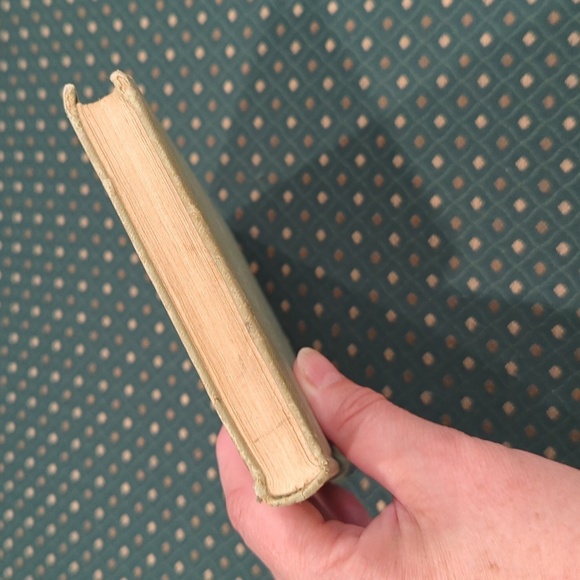 "D'Artagnan" a French Novel For Use In School - Picture 11 of 13